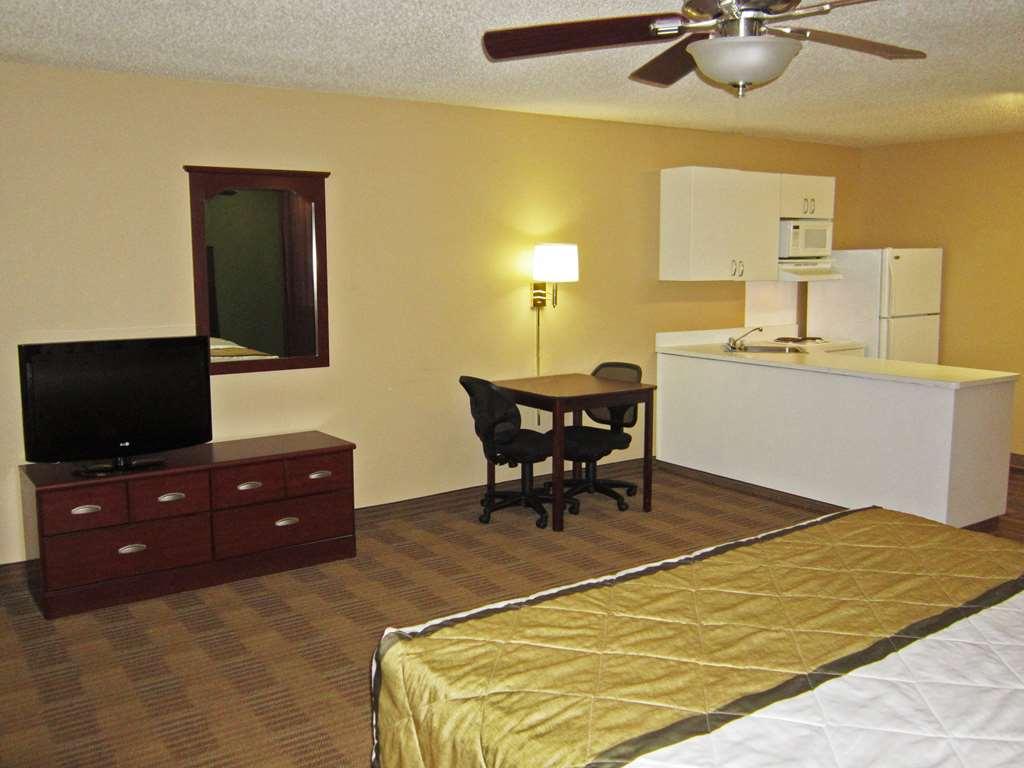 Extended Stay America Select Suites - Jacksonville - Lenoir Avenue East Szoba fotó