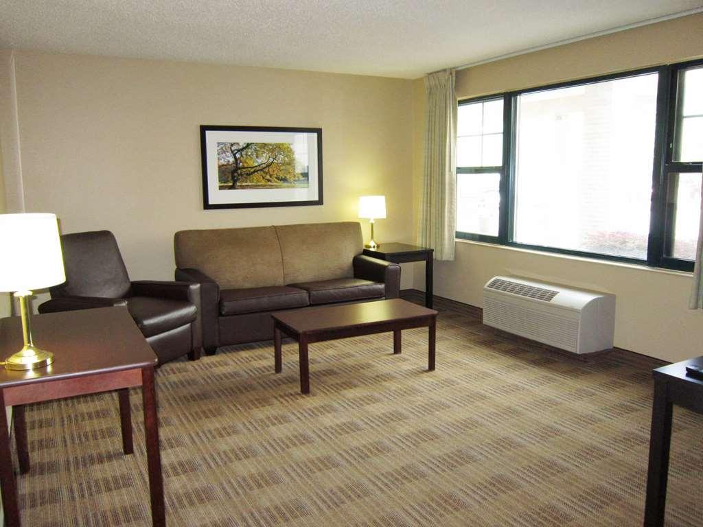 Extended Stay America Select Suites - Jacksonville - Lenoir Avenue East Szoba fotó