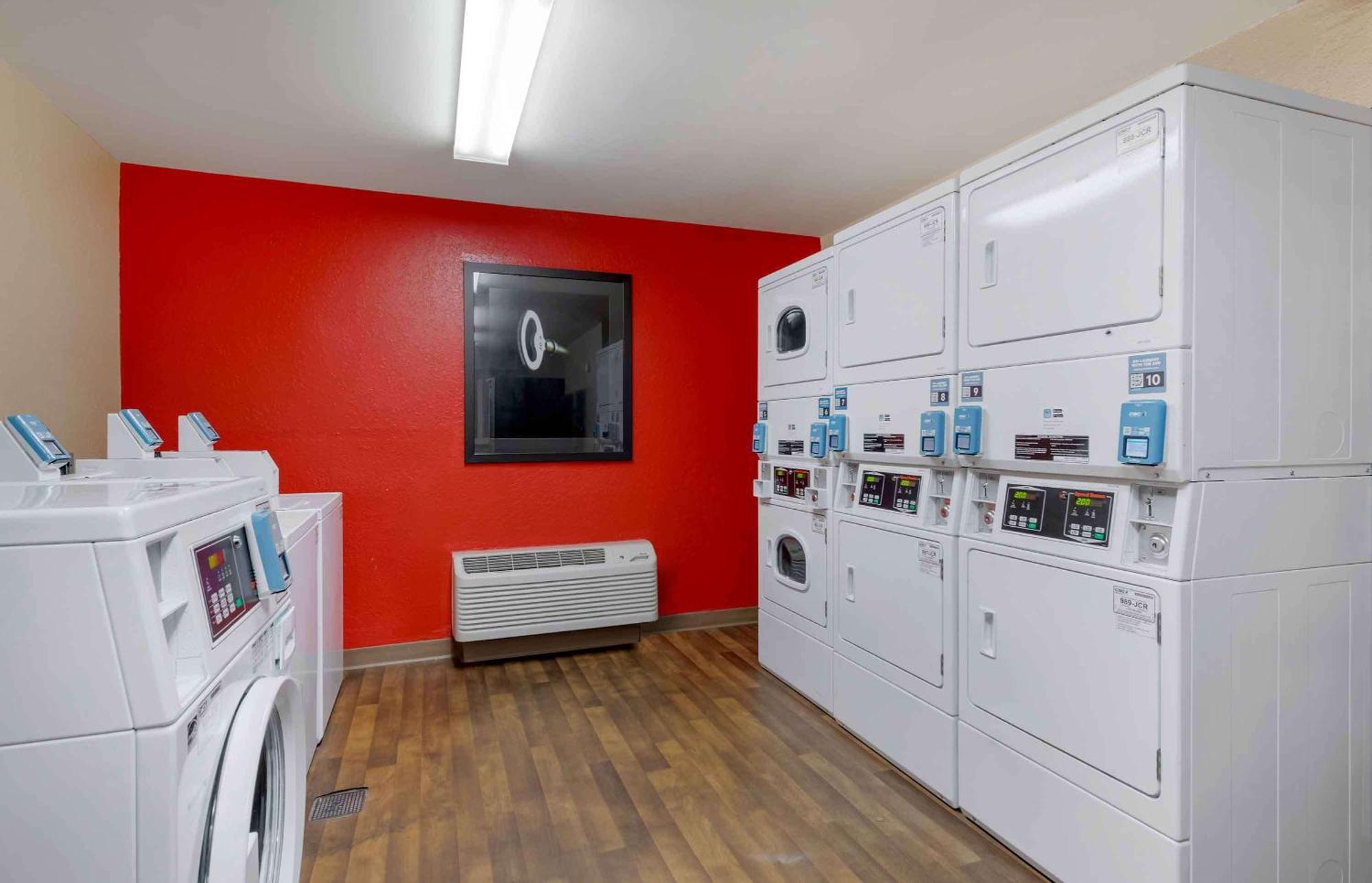 Extended Stay America Select Suites - Jacksonville - Lenoir Avenue East Kültér fotó